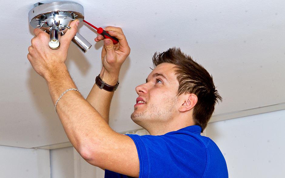 électricien de maintenance Chaumes-en-Brie